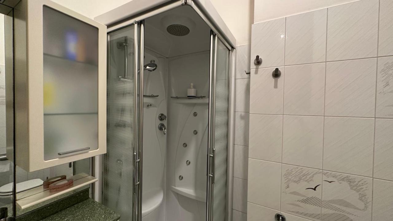 Dehomes - Two Bedrooms, Terrace, Wi-Fi, Tram To Centre & Rho Fiera Milão Exterior foto